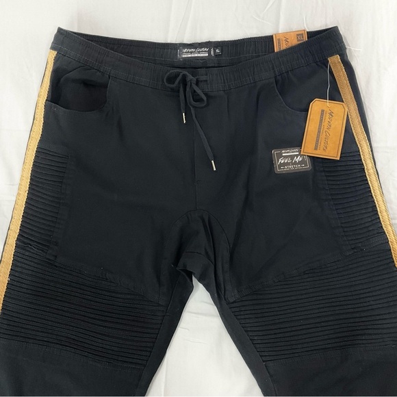 Black and Tan Men's Pants - Picture 4 of 10
